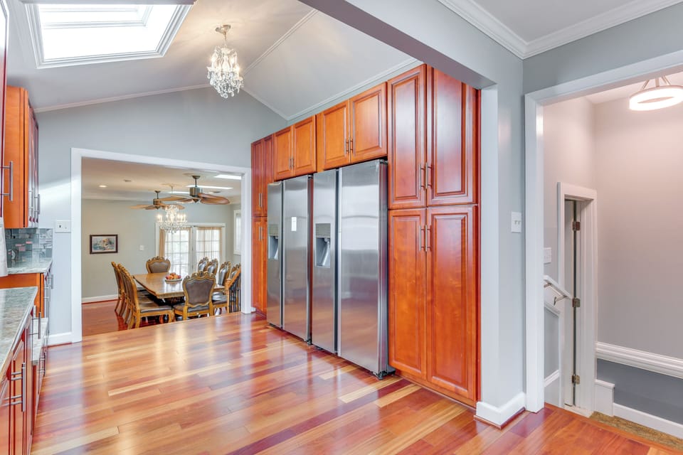 House (5 Bedrooms) | Interior