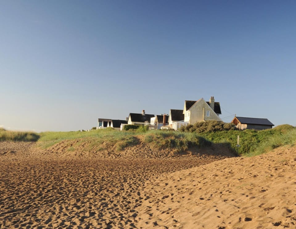 Cabin | Beach