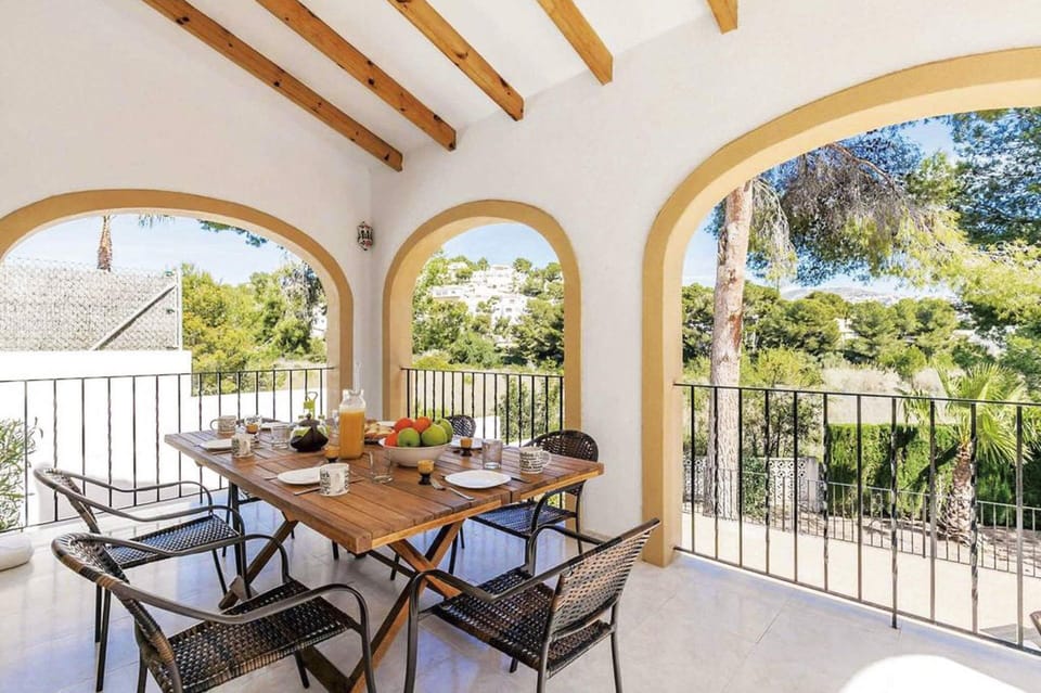 Villa Encina image