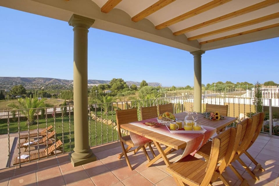 Villa Tia Elanor image