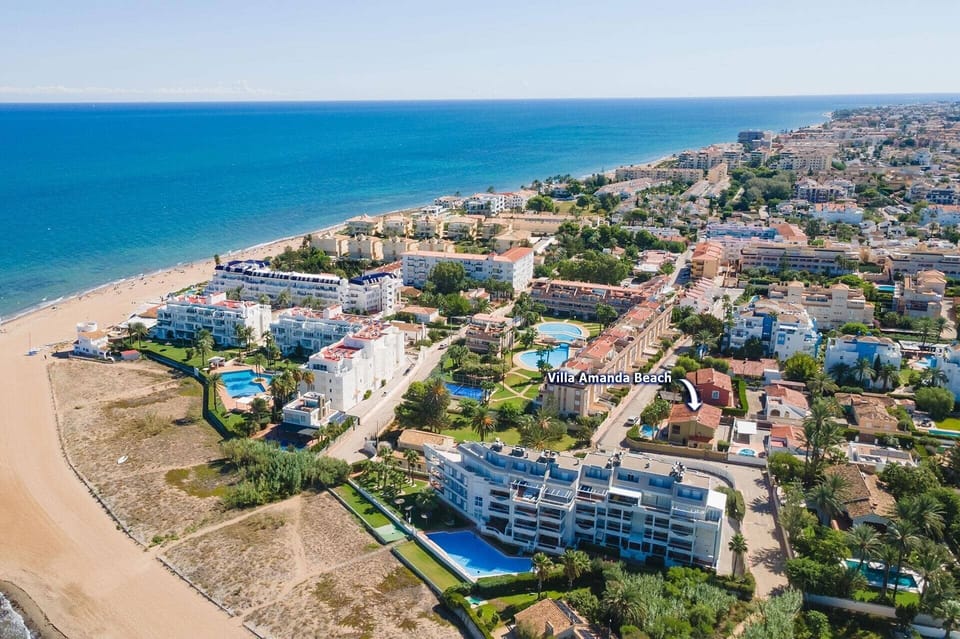 Villa Amanda Beach image