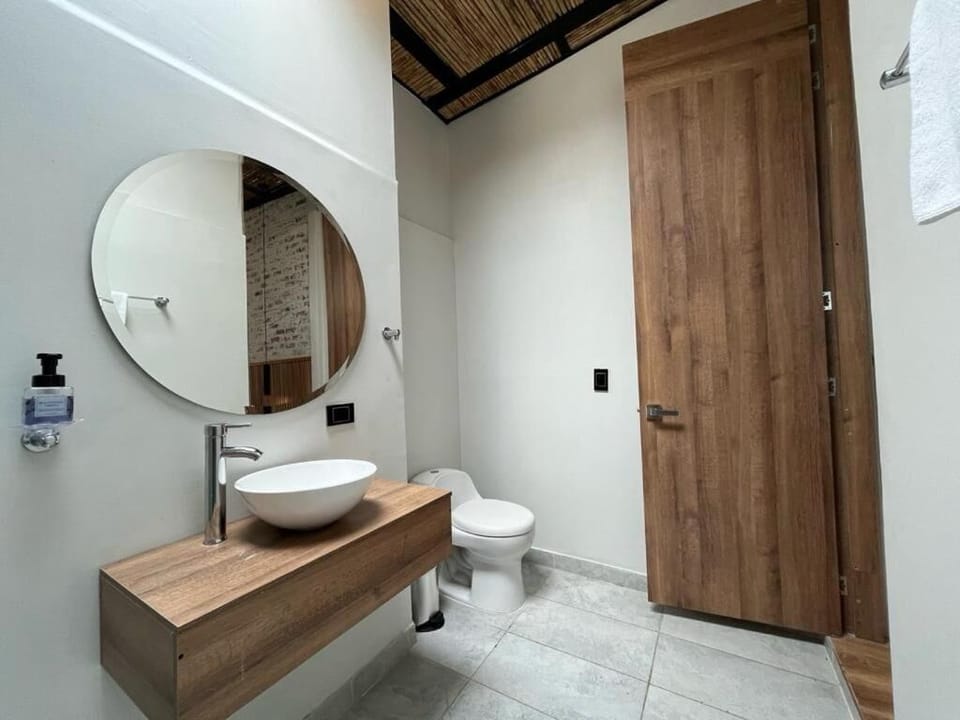 Free toiletries, hair dryer