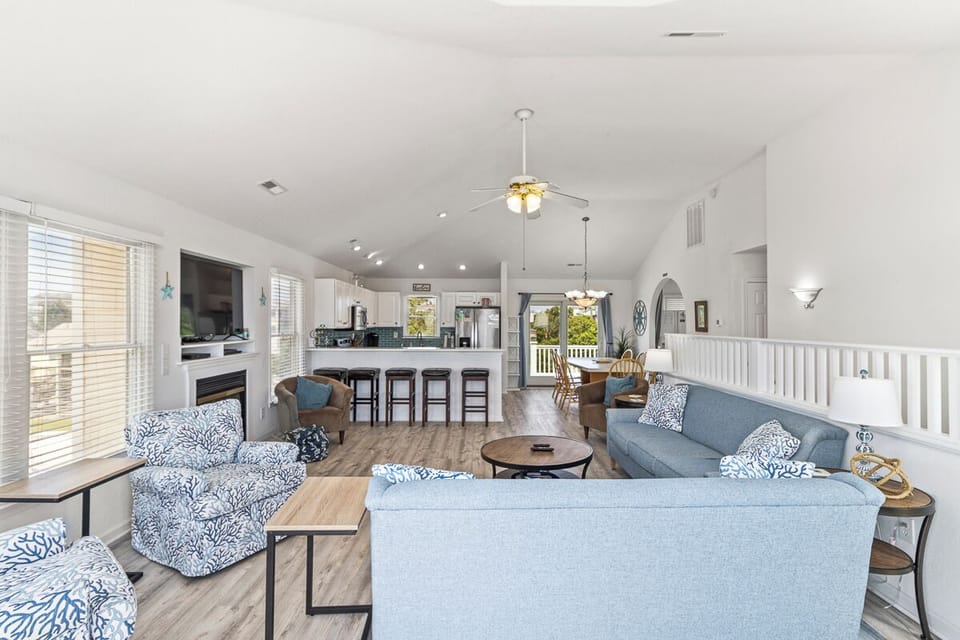 Top Level Living Area