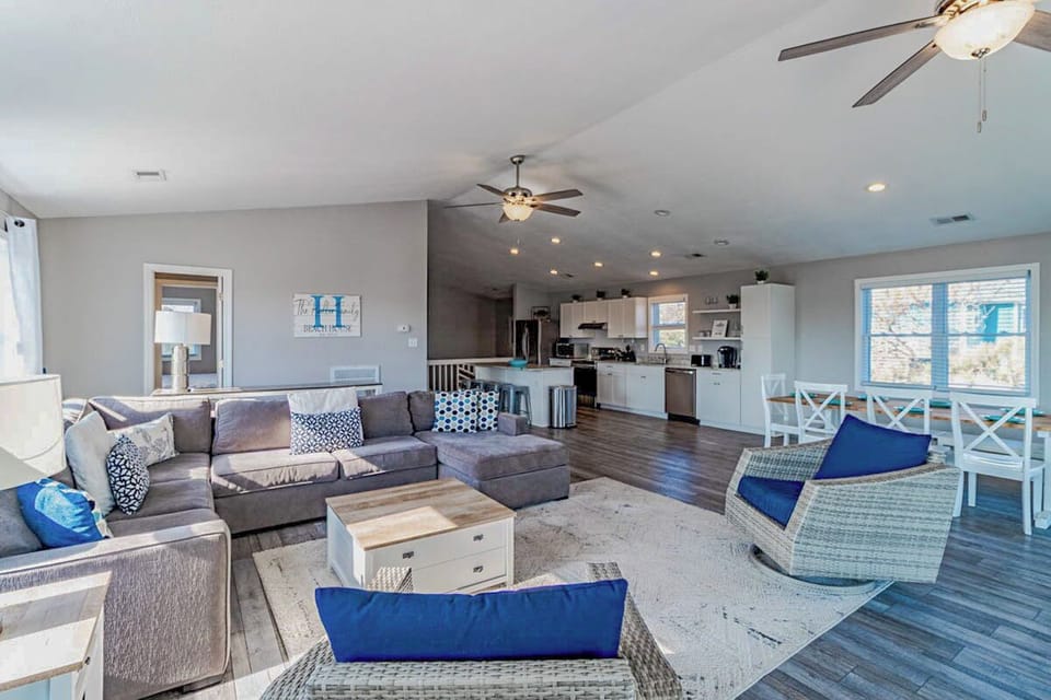 Top Level Living Area
