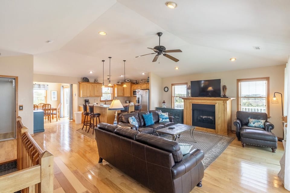 Top Level Living Area