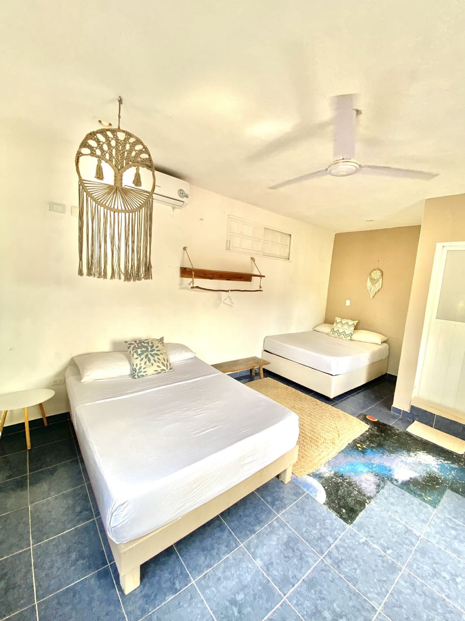 Standard Quadruple Room | Free WiFi, bed sheets