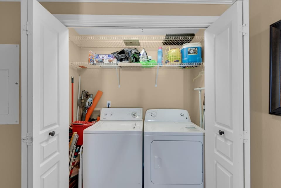 Emerald Isle Unit 202 Apartment in Pensacola Beach