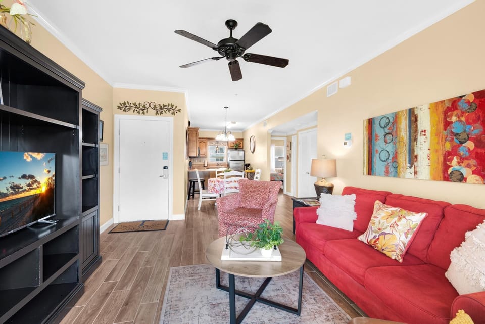 Apartment, Multiple Beds (Villas on the Gulf unit J7) | Living area