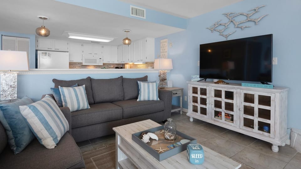 Condo, Multiple Beds (Starboard Village 225- Sandpiper Cott) | Living area | TV