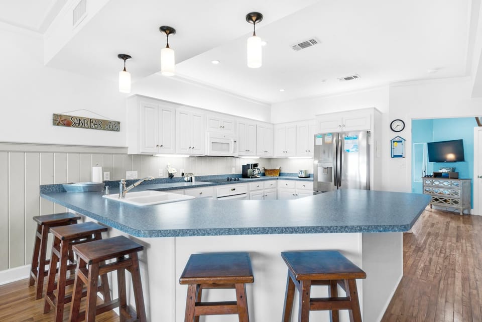 Condo, Multiple Beds (White Sands 459) | Private kitchen | Toaster