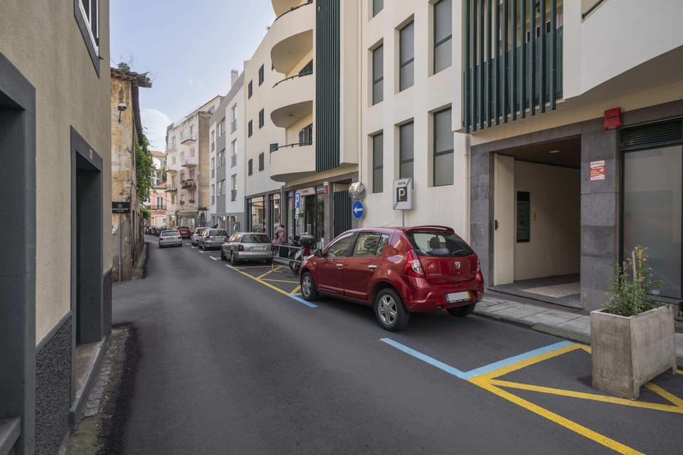 Basic Apartment | Exterior