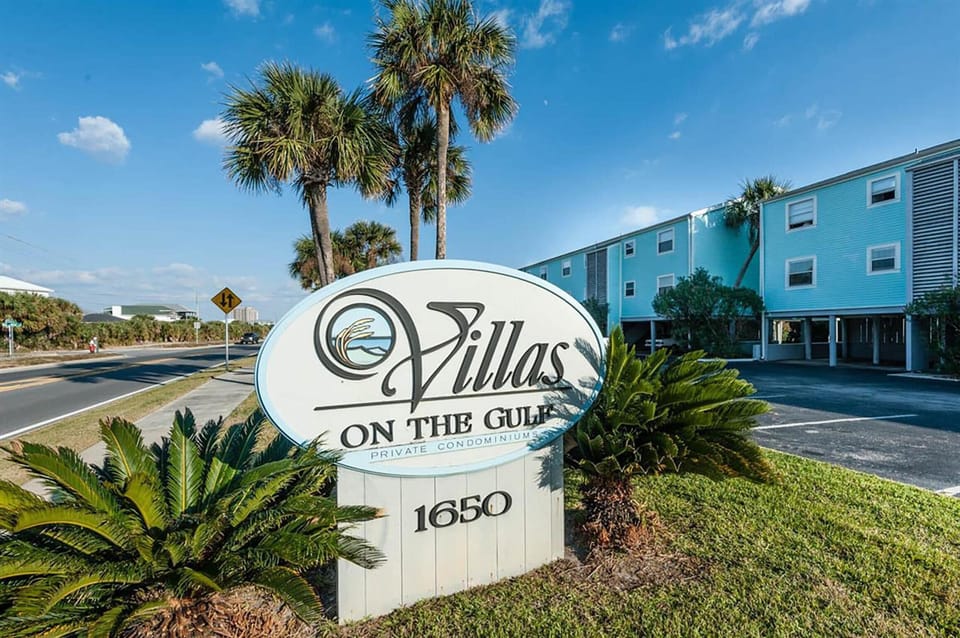 Apartment, Multiple Beds (Villas on the Gulf unit A8) | Property grounds