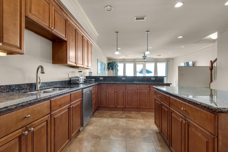 Condo, Multiple Beds (White Sands 447) | Private kitchen | Oven, toaster