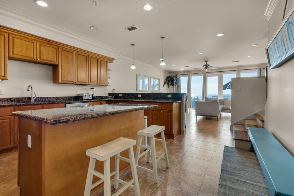 Condo, Multiple Beds (White Sands 447) | Interior