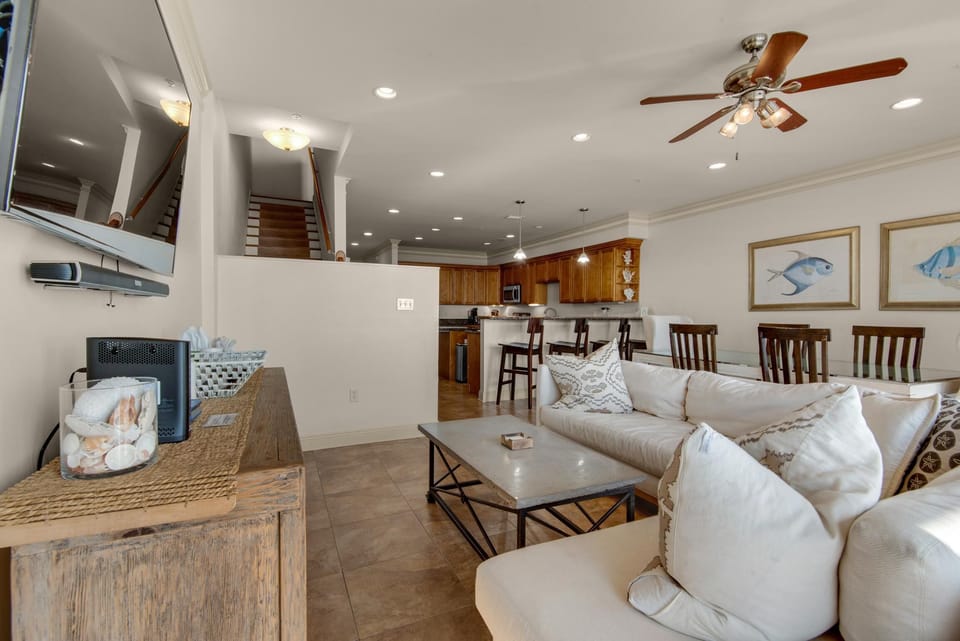 Condo, Multiple Beds (White Sands 447) | Living area