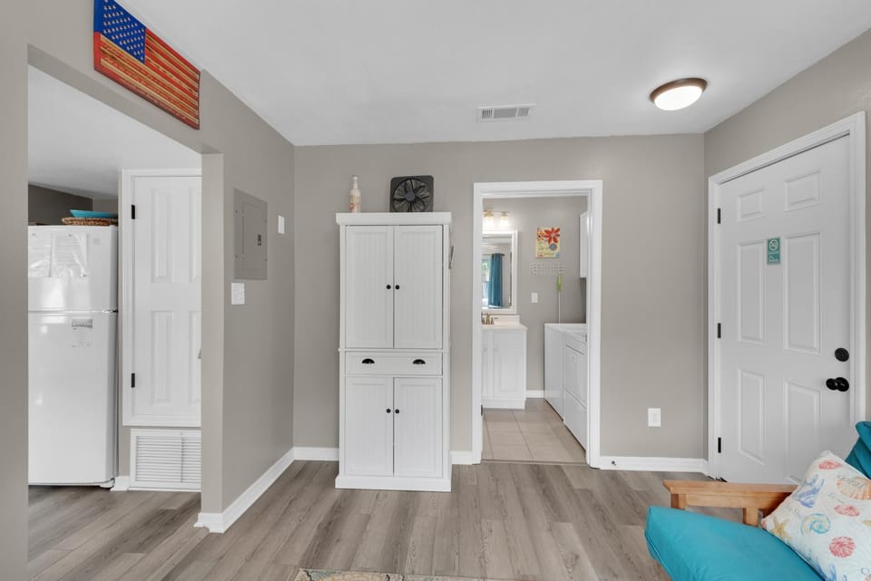 Condo, Multiple Beds (Regency Cabanas E1) | Interior