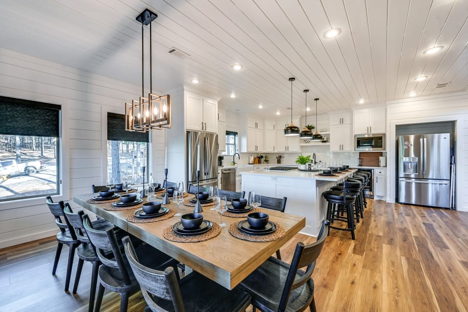 Dining Area | 1st Floor