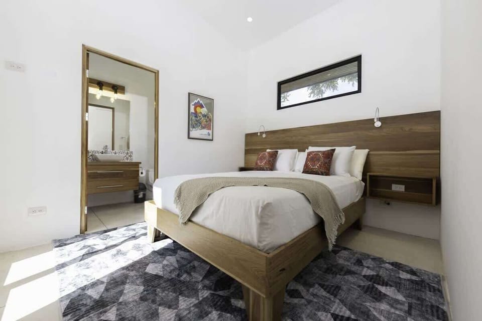 Casita, 2nd Bedroom, Master, Queen Bed