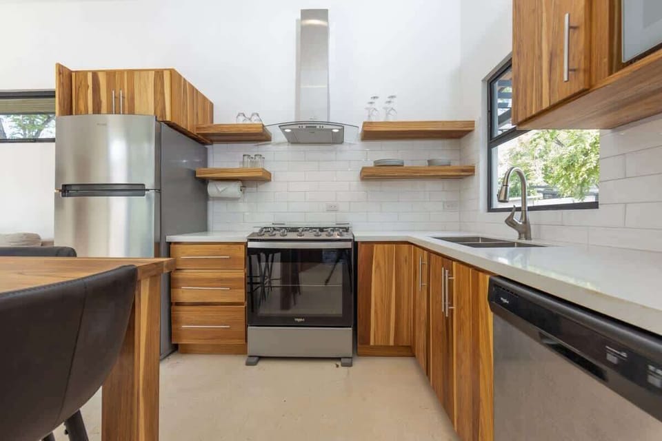 Casita, Kitchen