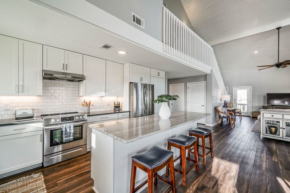 Spacious counters in the kitchen.