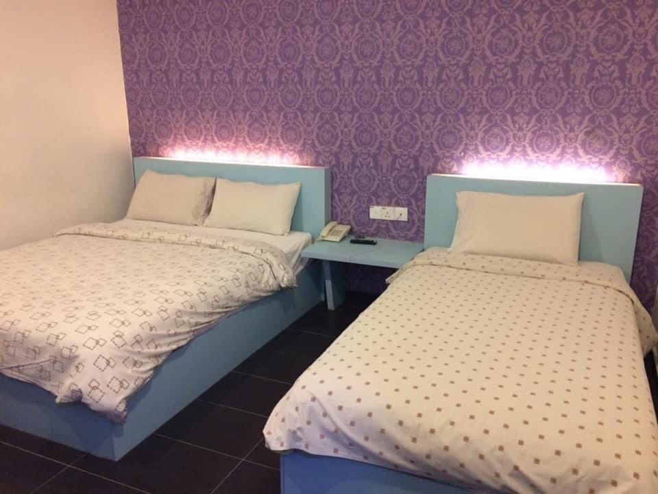 Family Triple Room | Iron/ironing board, free WiFi, bed sheets