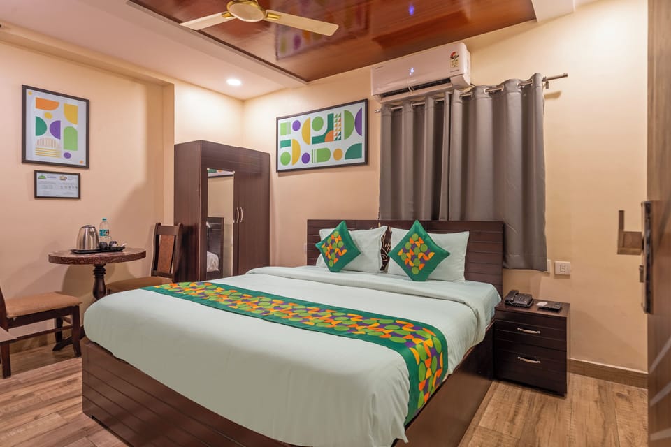 Standard Room | In-room safe, desk, iron/ironing board, free WiFi