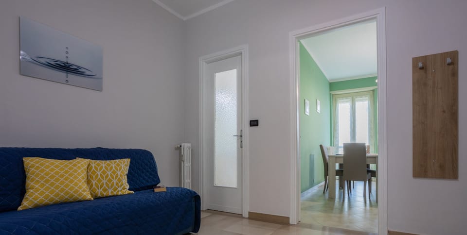 House | 1 bedroom