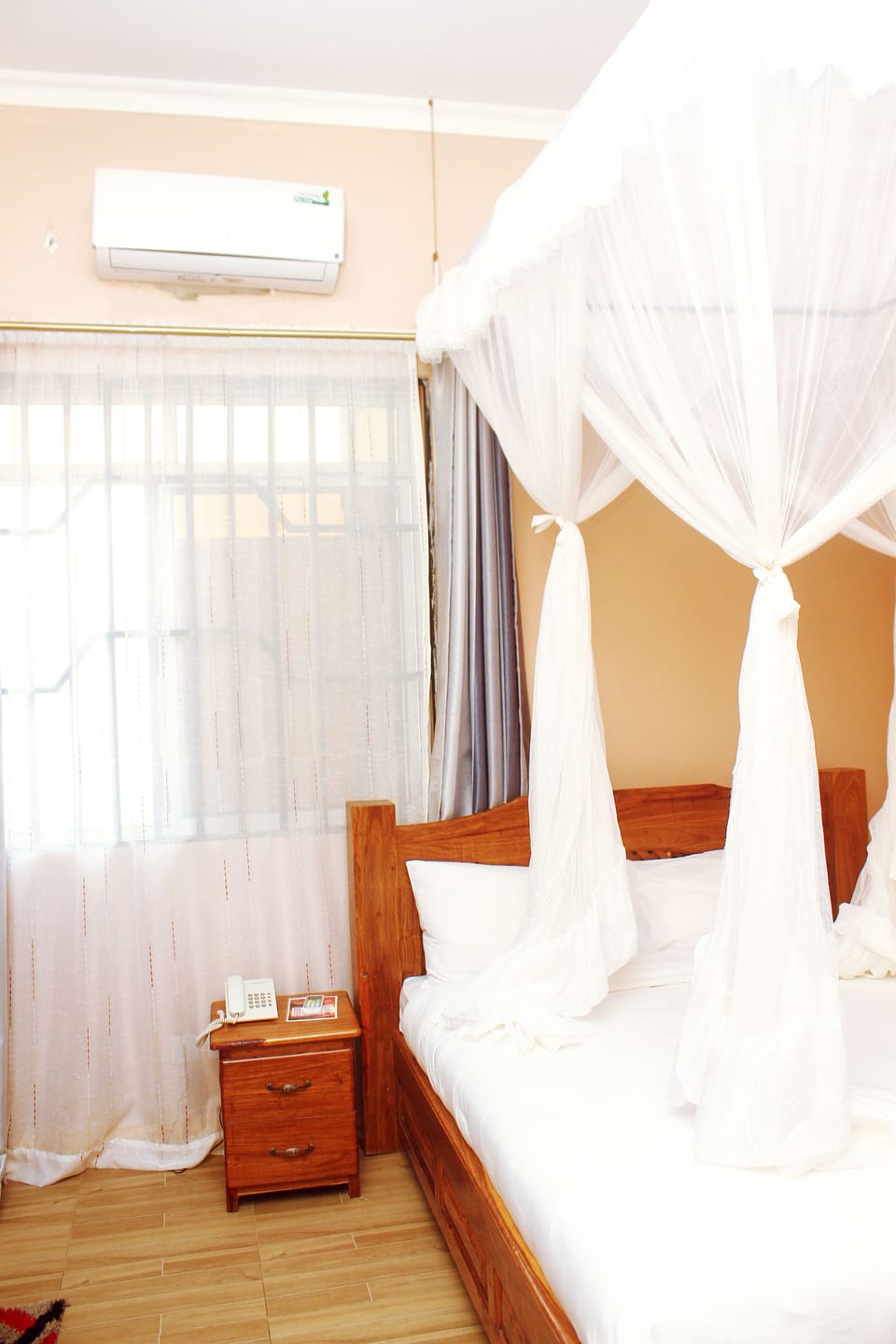 Double or Twin Room | Free WiFi