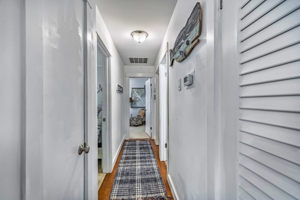 Hallway to Bedrooms
