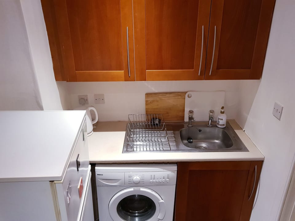 Apartment | Laundry