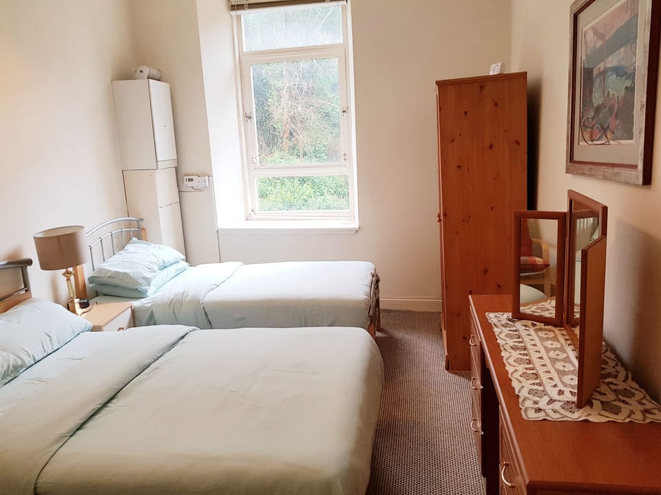 Apartment | 2 bedrooms, iron/ironing board, free WiFi, bed sheets
