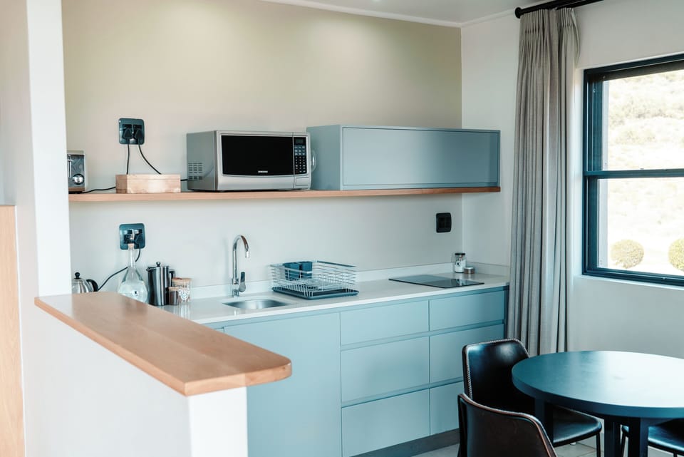 Superior Suite, 1 King Bed, Mountain View | Private kitchen | Electric kettle