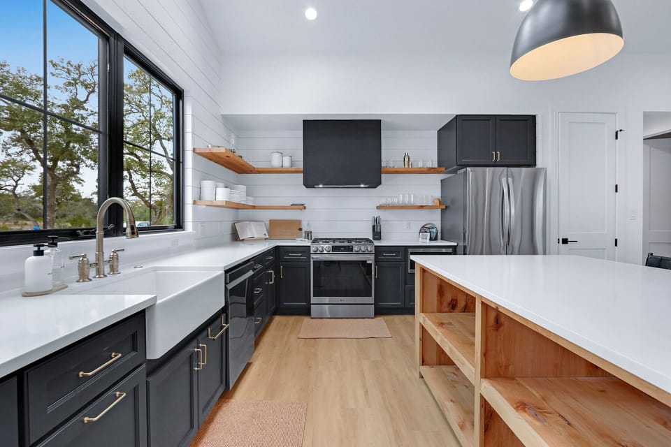 Plenty of countertop space and all appliances for a home cooked meal