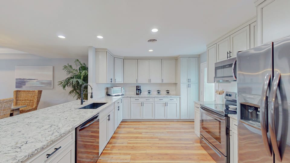 Fully Stocked Kitchen