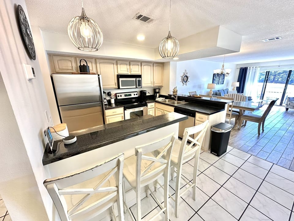 Fully Stocked Kitchen