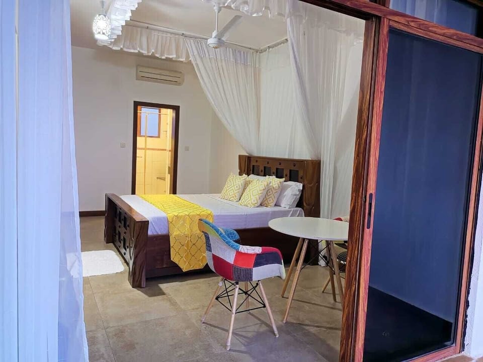 Deluxe Apartment | 3 bedrooms, free WiFi