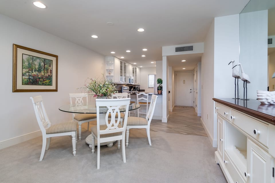 5-305 Dining Room