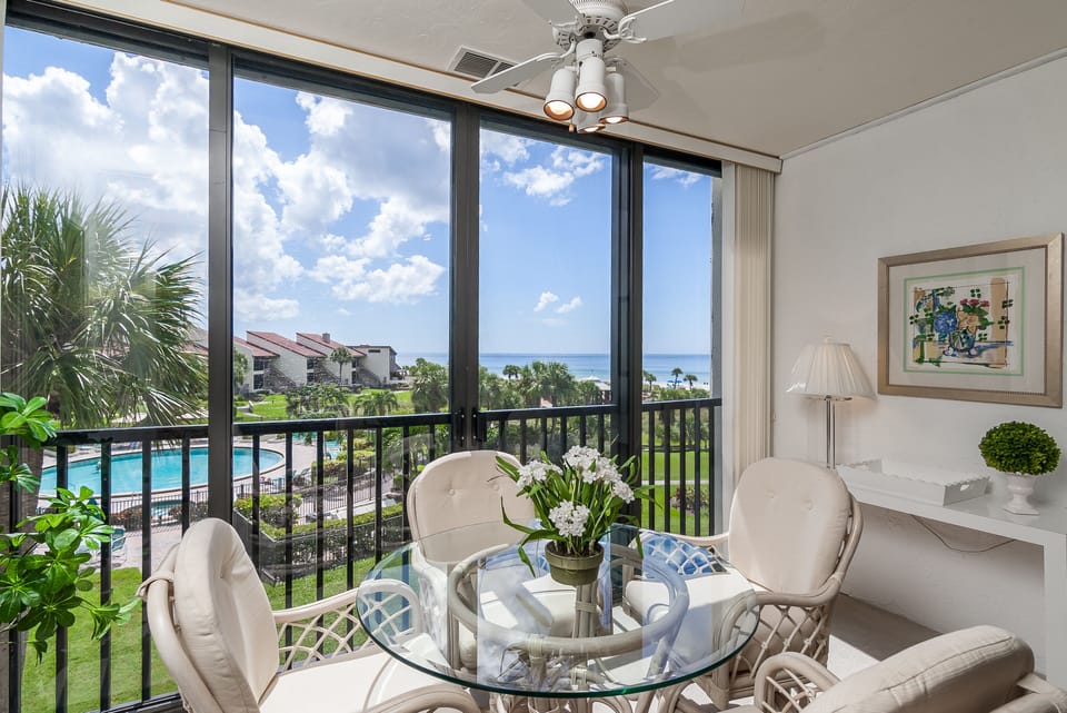 5-305 Lanai