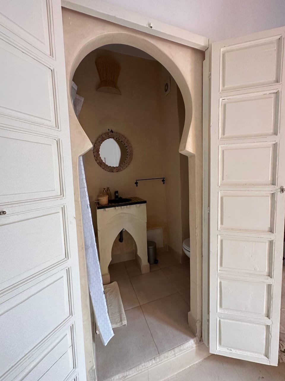 Superior Double Room, Ensuite (Celeste) | Premium bedding, free WiFi, bed sheets