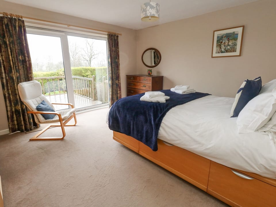 Glyde House Cottage in West Dorset District