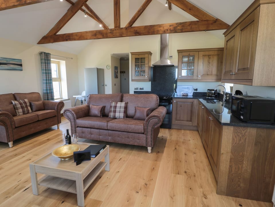 Cottage | Living area | Fireplace