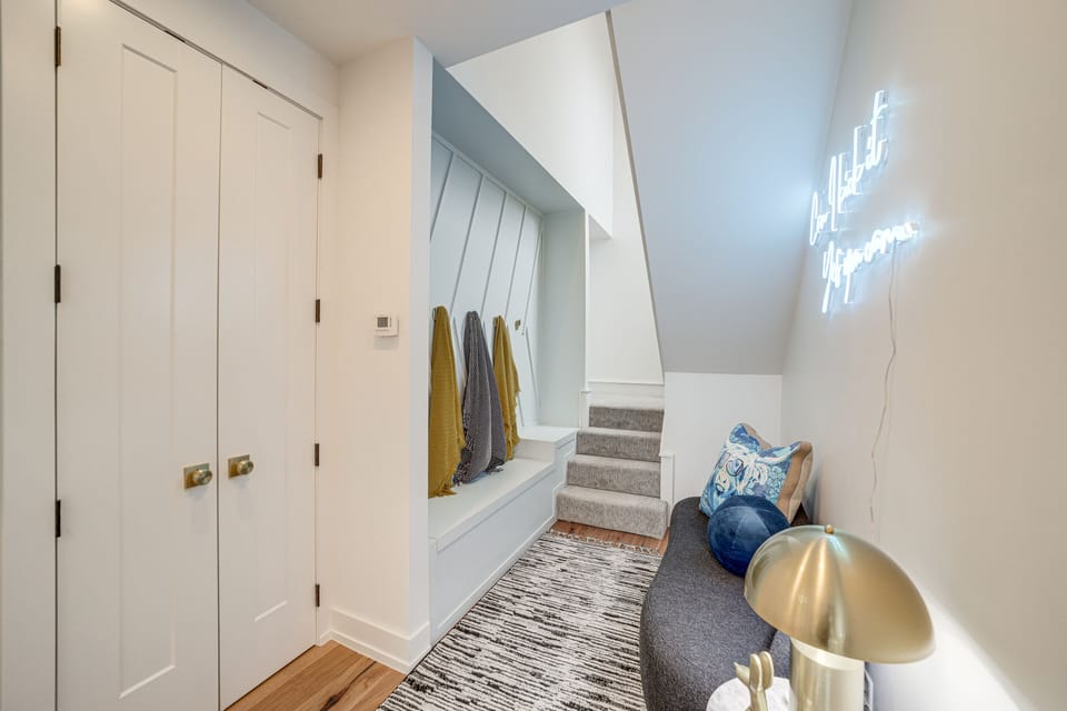 2nd-Floor Landing