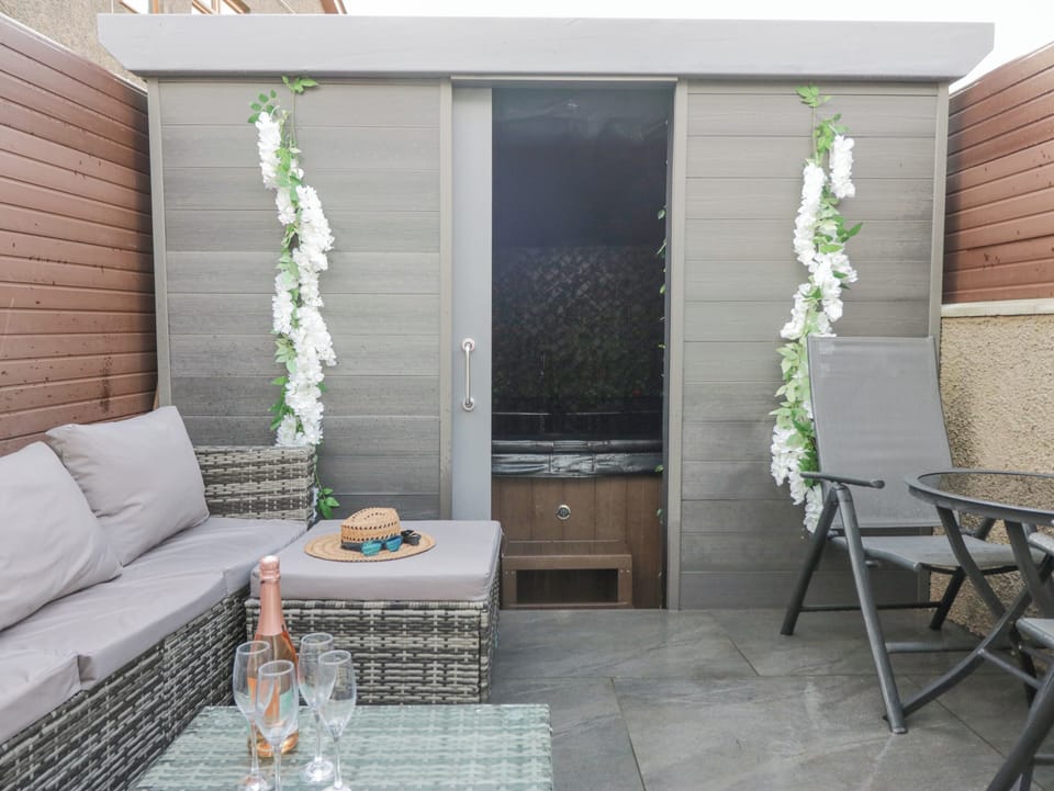 Cottage | Terrace/patio