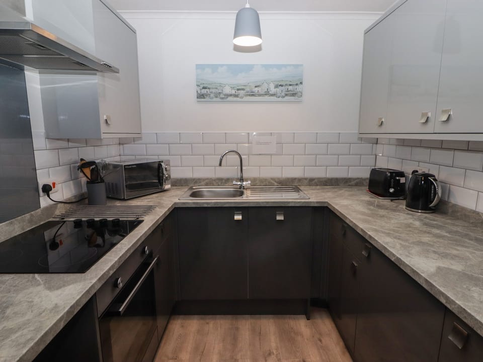 Fridge, dishwasher, electric kettle, toaster