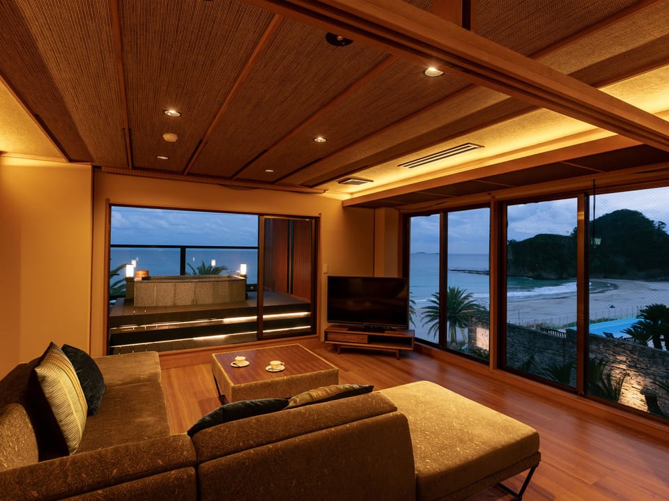 Presidential Twin Room, Ocean View | Free WiFi