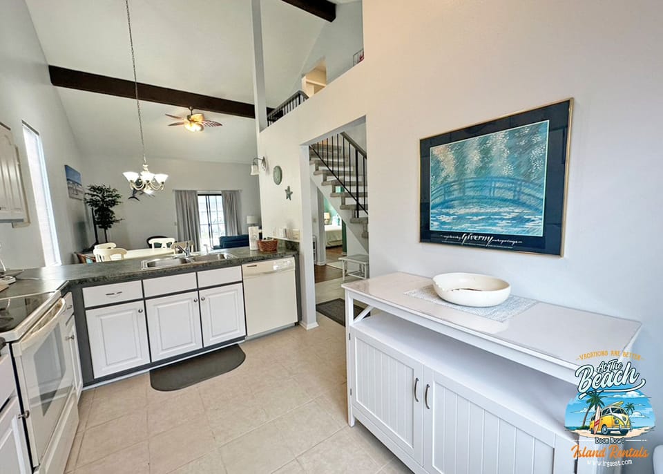 The Village of Mariner Lakes unit 11, Orange Beach Alabama. Sleeps 8. Managed by Island Rentals
