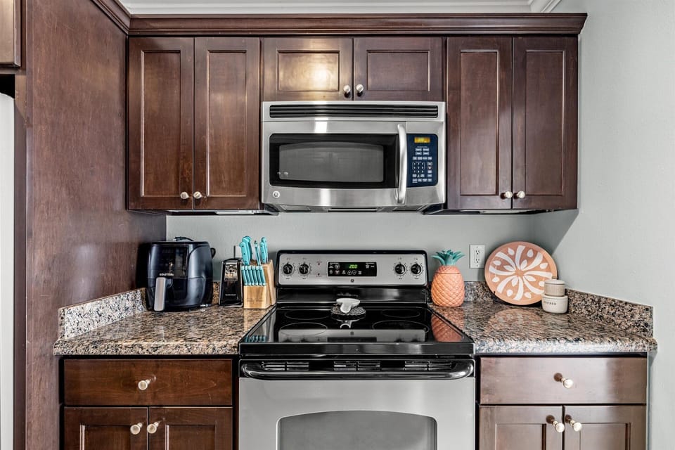 Air fryer provided