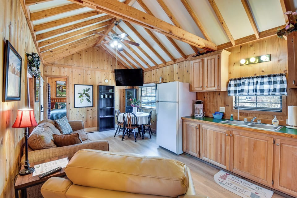 House (2 Bedrooms) | Front of property
