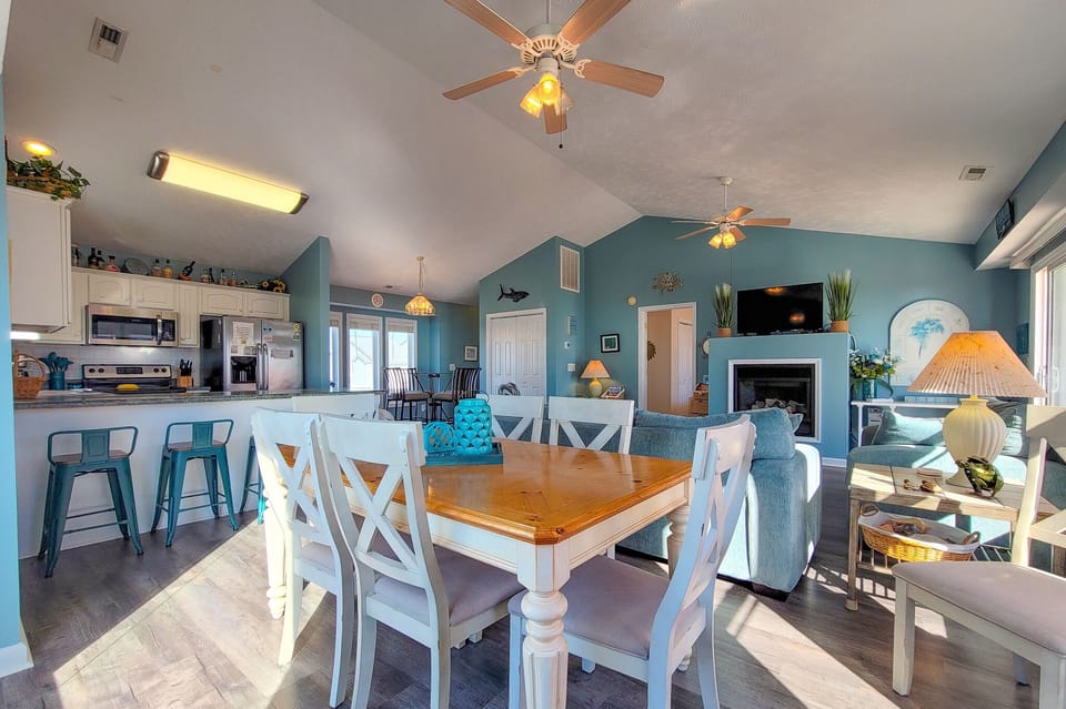 Dining Room-01