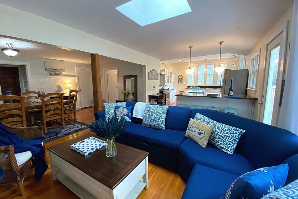 Drift Away offers ample room for everyone to spread out and relax